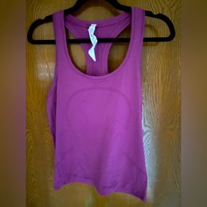 Lululemon tank size 8